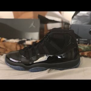 Prom night cap and gown Jordans retros 11s
